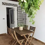 Il Terrazzino Sul Kemonia Апартаменты *